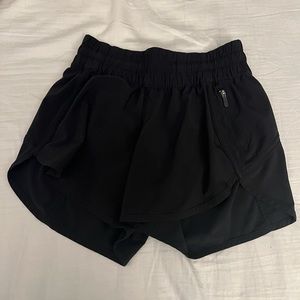 Lululemon Track That High-Rise Lined Short 3”